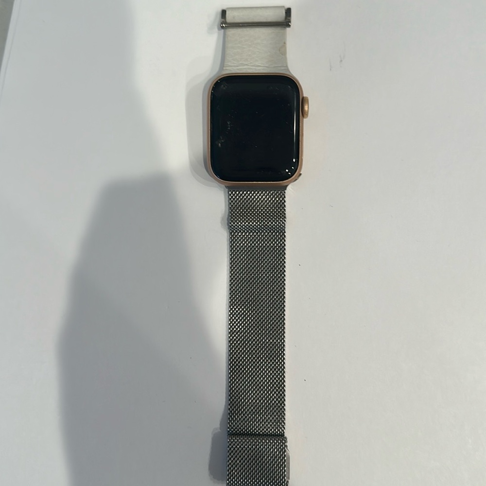 Apple Watch Series 5 perfect rose gold